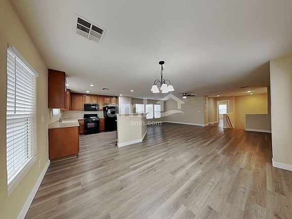 5th image of 3128 Manti Peak Ave