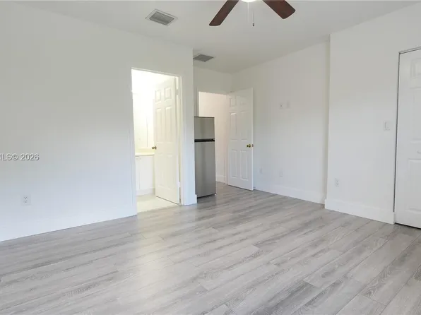 14138 SW 260th St APT 106, Homestead, FL 33032