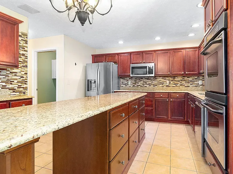 4626 Lincoln Pointe Dr — Photo 31