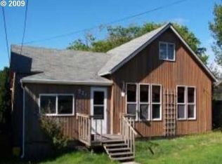 726 10th Ave, Seaside, OR 97138