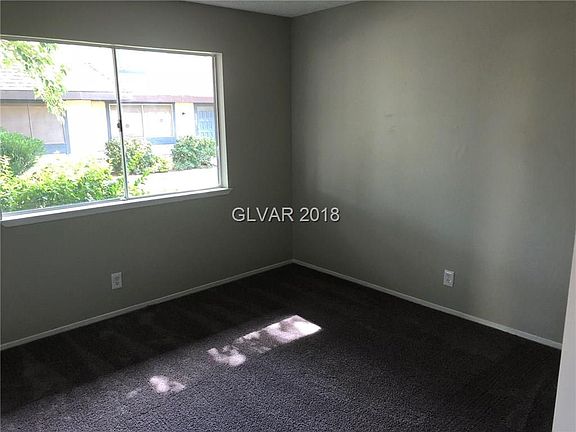 2nd image of 6215 Meadow Brook Ln