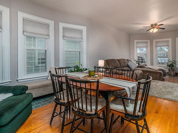 5th image of 821 Ashland Ave