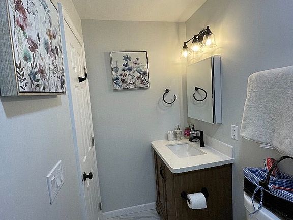 5th image of 4025 Guinea Rd #4