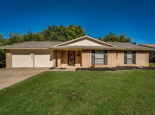 6404 Winifred Dr, Fort Worth, TX 76133