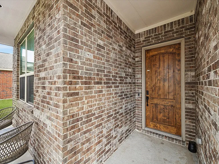 2960 Gibbons Hill Ln — Photo 3