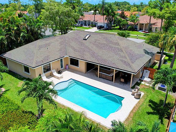 2nd image of 13598 Northumberland Circle