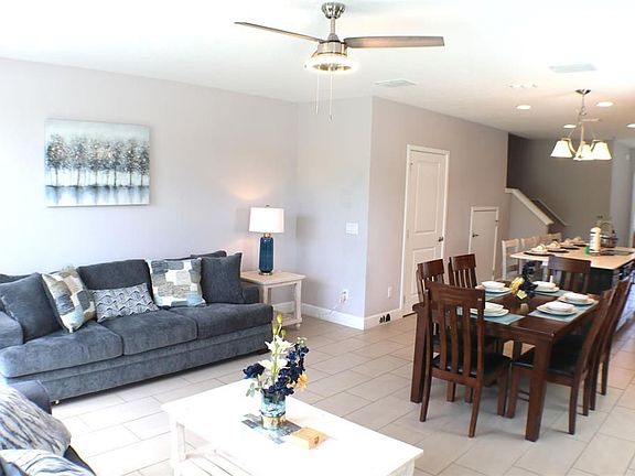 3rd image of 4700 Terra Esmeralda Dr