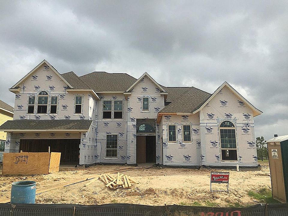 1st image of 18919 Colonial Hill Dr