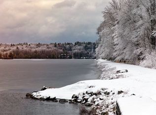 154 Tanglewood Dr, Pocono Pines, PA 18350