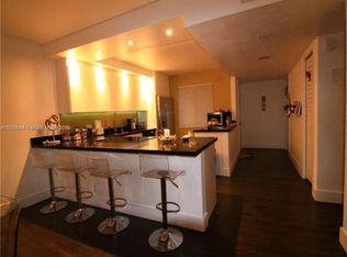 290 Racquet Club Rd, Fort Lauderdale, FL 33326