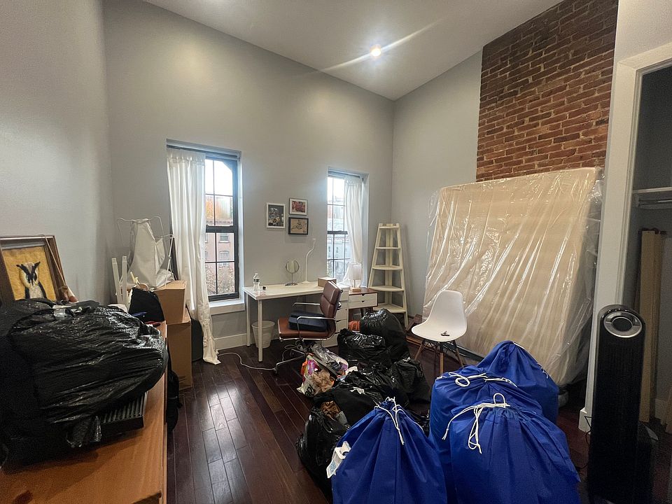 1st image of 42 Madison St #1