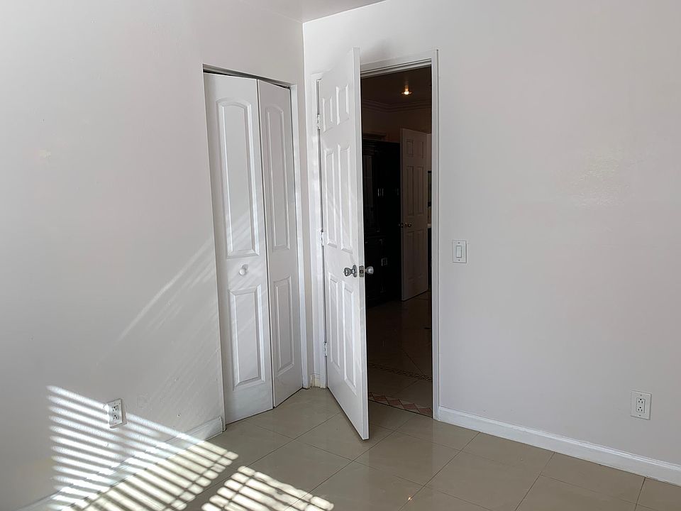 1st image of 568 Habbitts Ct