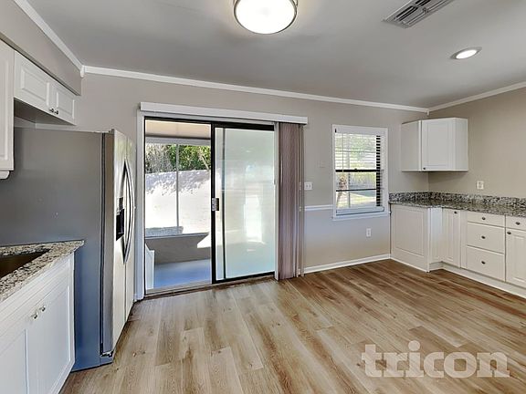 4th image of 1439 Leafwood Ct