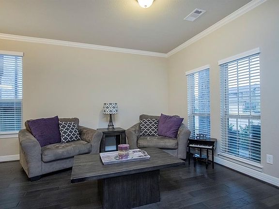 5th image of 4809 Tarragona Ln