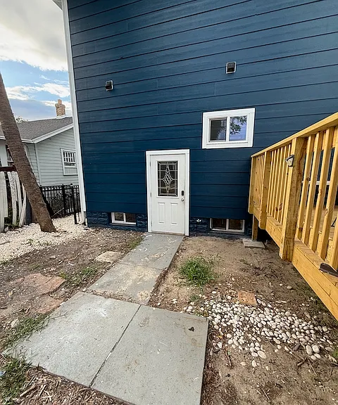 803 E James St — Photo 54