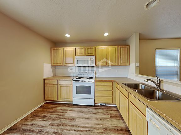 3rd image of 9417 W Hearthside Dr