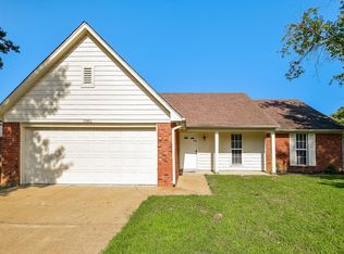7082 Layne Dr, Horn Lake, MS 38637