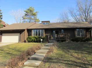 8021 86th Street Cir W, Bloomington, MN 55438