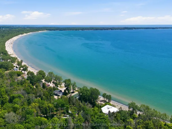 26 Welsh Ln, Prince Edward County, ON K0K 2T0