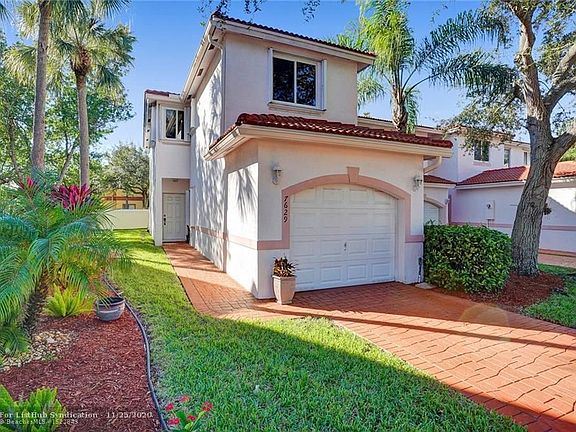 3rd image of 7629 Tamarac Island Cir