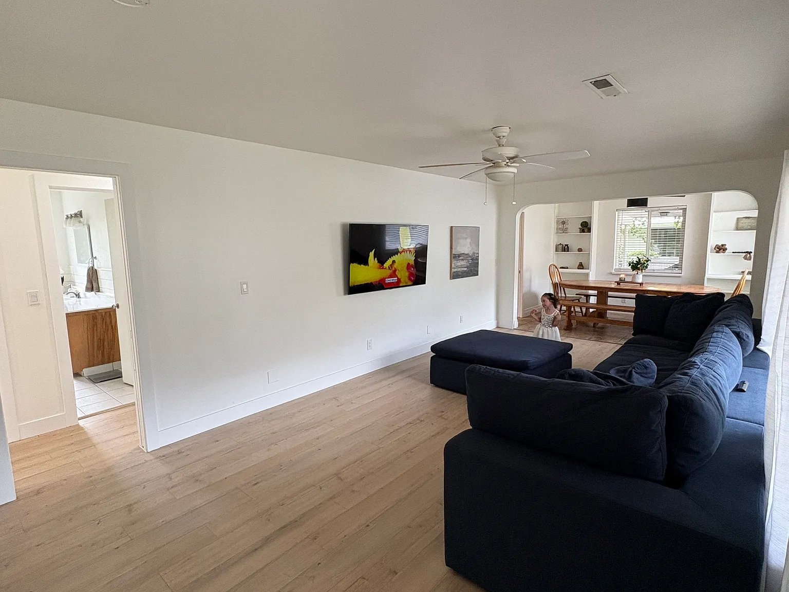 5 bed, 2600 sqft, $650 — Photo 2