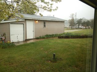 21919 Mintdale Rd, Sturgis, MI 49091