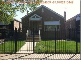 2833 N Mango Ave, Chicago, IL 60634