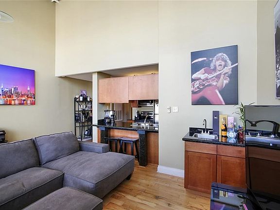 4th image of 920 Poeyfarre St APT 307