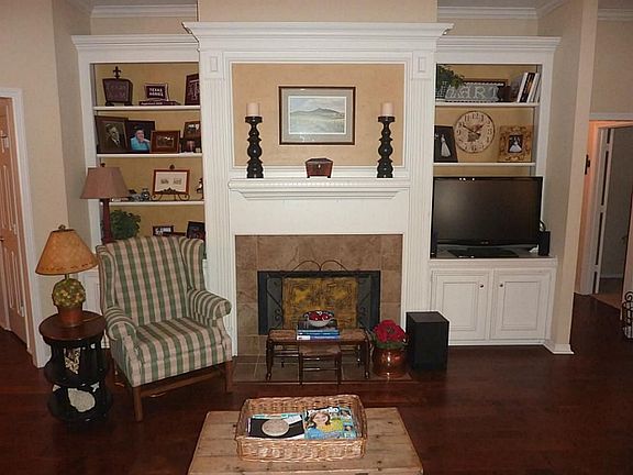 5th image of 12911 Finch Brook Dr