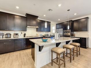 7413 Beach Pine Way, Sacramento, CA 95829