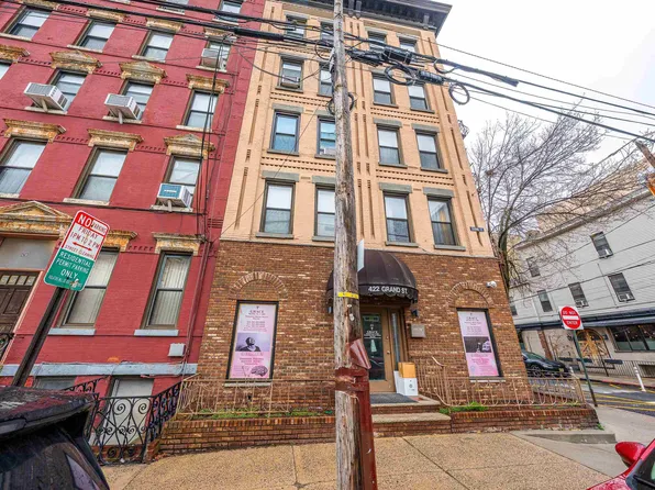 422 Grand Street image 1 of 18