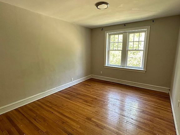 5th image of 104-106 S Lansdowne Ave #7