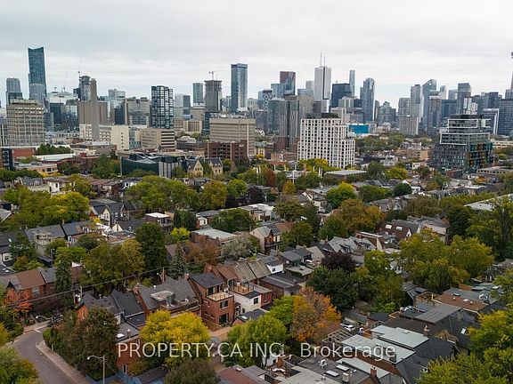 4th image of 125 Major St