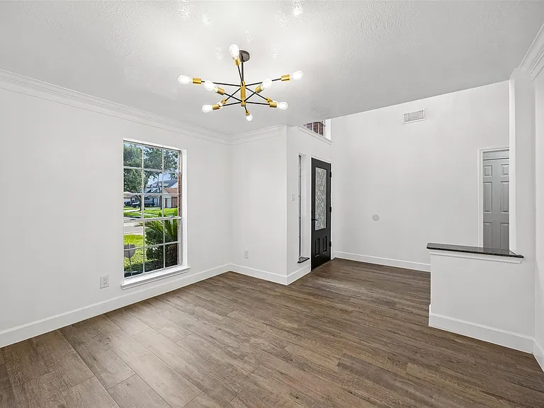 23527 Cansfield Way — Photo 4