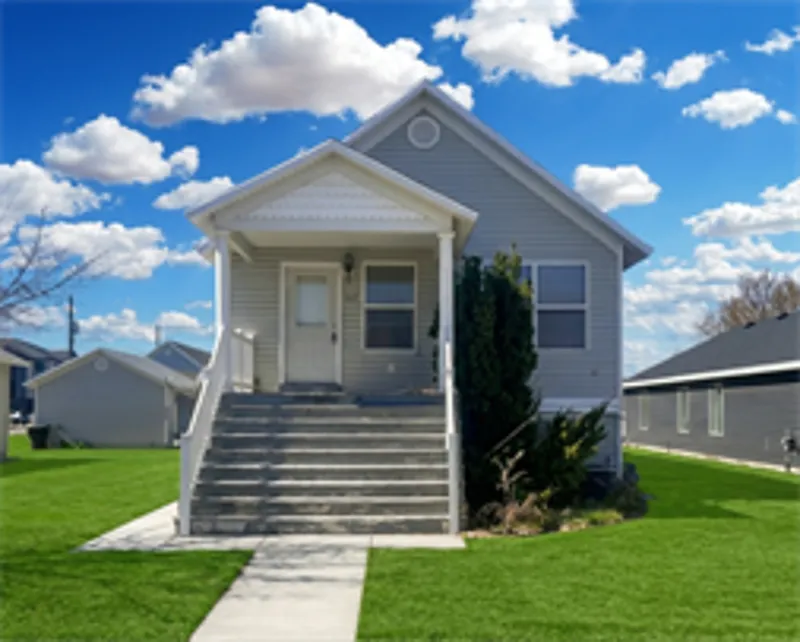 327 N 270 W