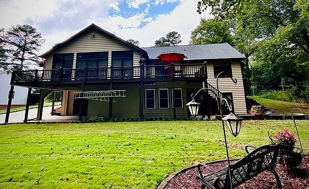 2nd image of 1025 Country Walk Ct