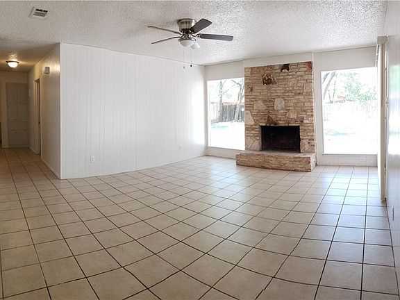 3rd image of 10308 Golden Quail Dr