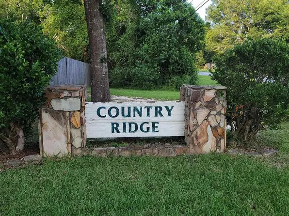 10410 Waterford Dr, Pensacola, FL 32514