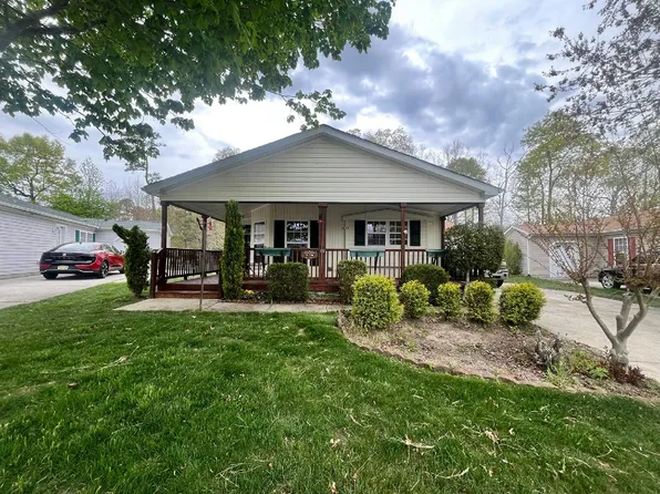 67 Oakmont Dr #10067, Mays Landing, NJ 08330