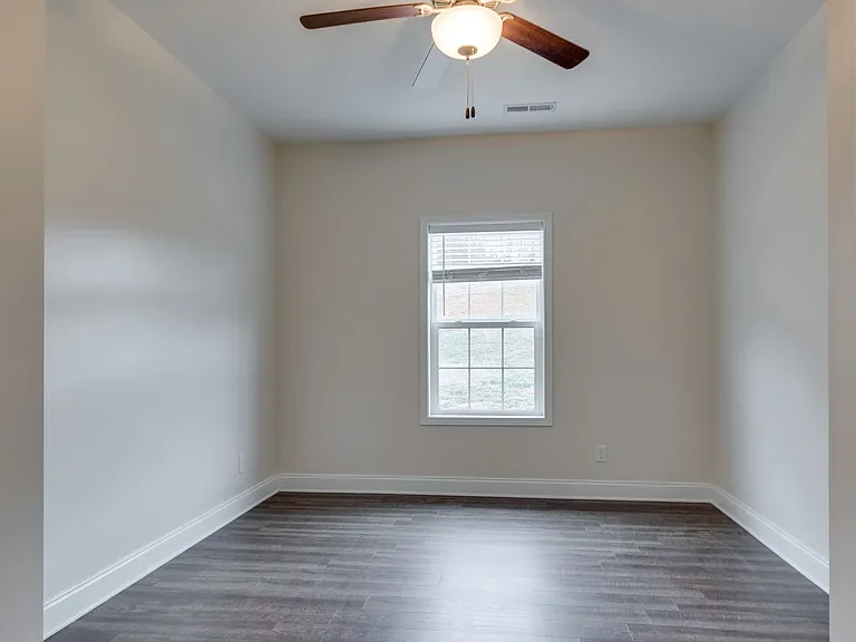 1686 McCleary Bend Rd — Photo 12