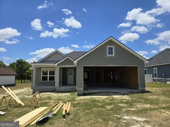 214 Pearl St SE, Moultrie, GA 31788