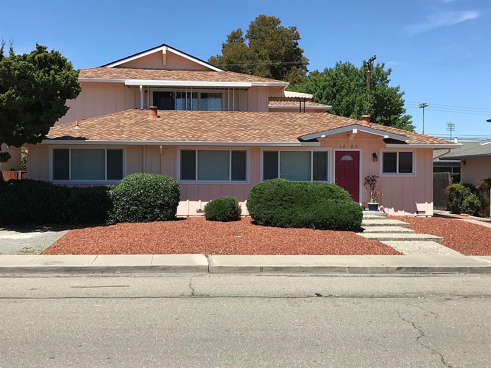 1st image of 1285 Manchester Dr #3
