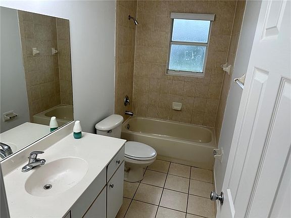 4th image of 4353 Legacy Ct
