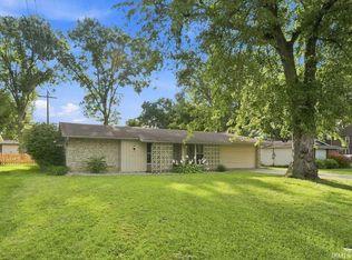 616 Reed Rd, Fort Wayne, IN 46815