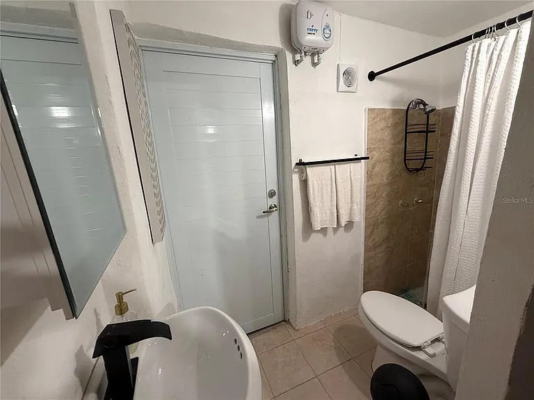 84 Saint Urb Brisas De Sierra Bayamon Apt 4 #98-1 — Photo 9