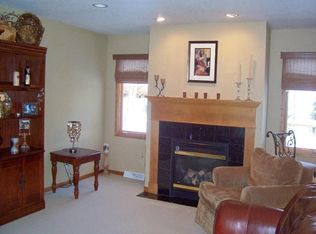 670 Florence Dr, ELM GROVE, WI 53122