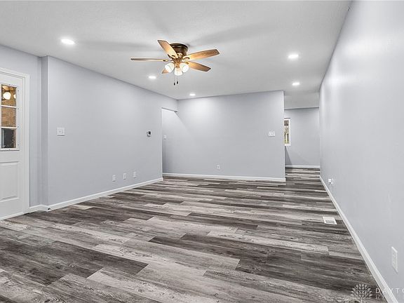 5th image of 5948 Woodmore Dr