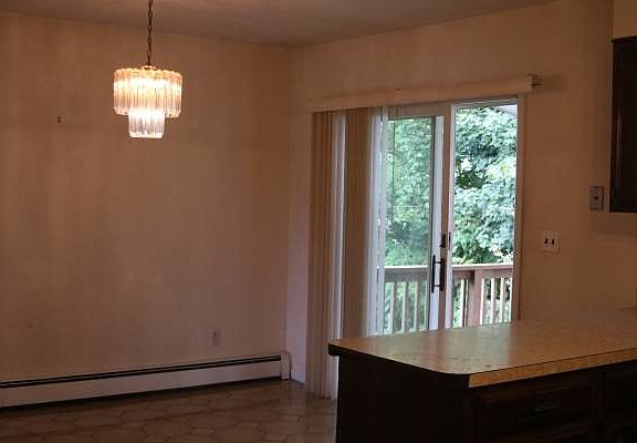 3rd image of 14 Oak St #2