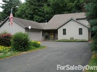 72 Meadow Rue Pl, Malta, NY 12020