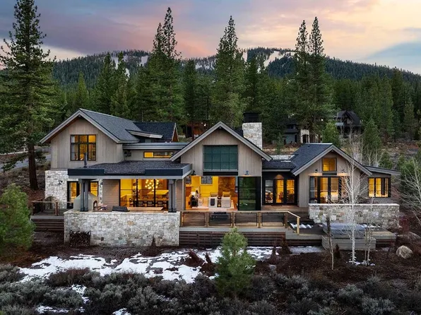 9618 Dunsmuir Way, Truckee, CA 96161